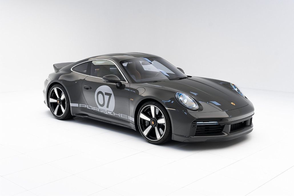 2023 Porsche 911 Sport Classic image 2