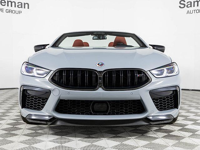 2023 BMW M8