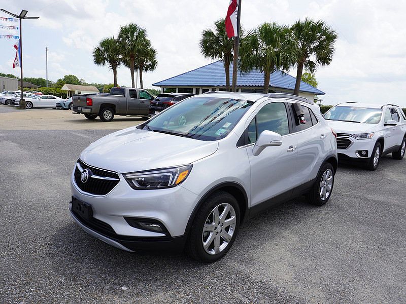 2017 Buick Encore Essence image 2