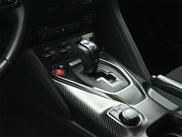 2020 Nissan GT-R Premium image 3