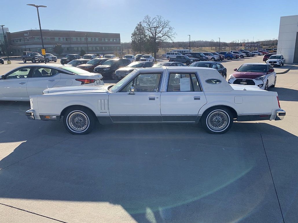 1982 Lincoln Mark Series null image 1