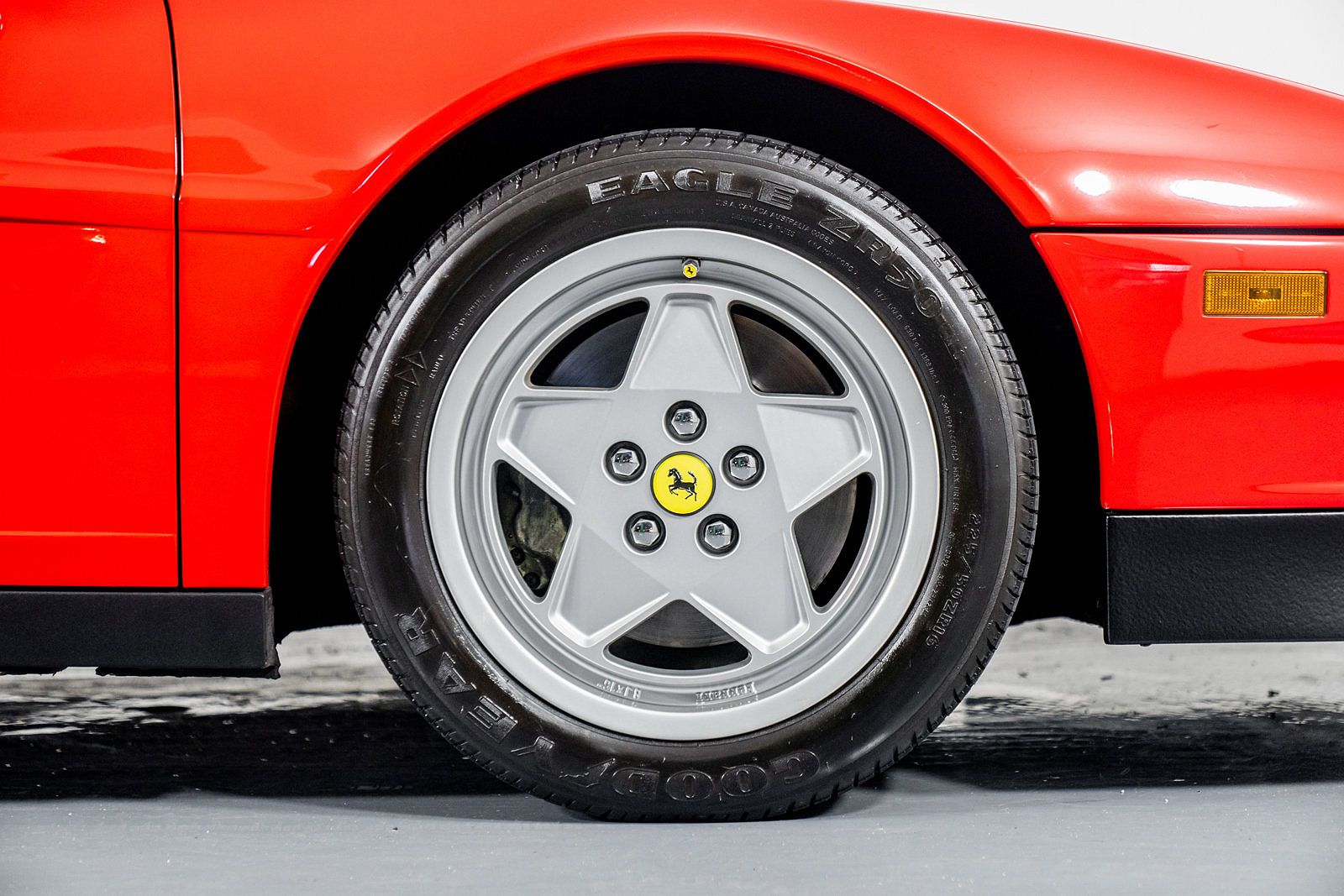 1990 Ferrari Testarossa null image 7