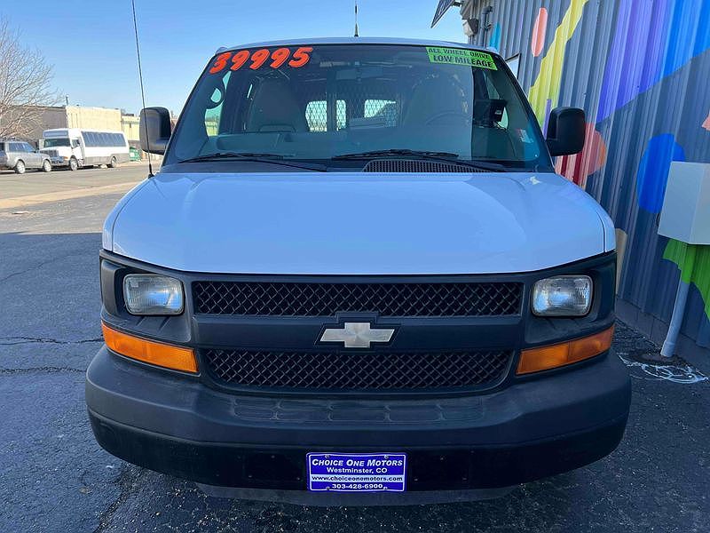 2010 Chevrolet Express 1500 image 7