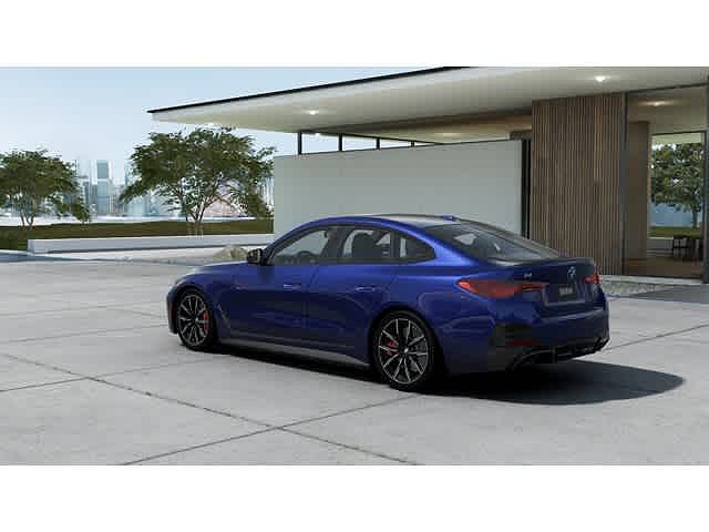 2025 BMW i4