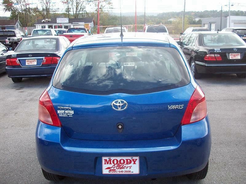2008 Toyota Yaris null image 5