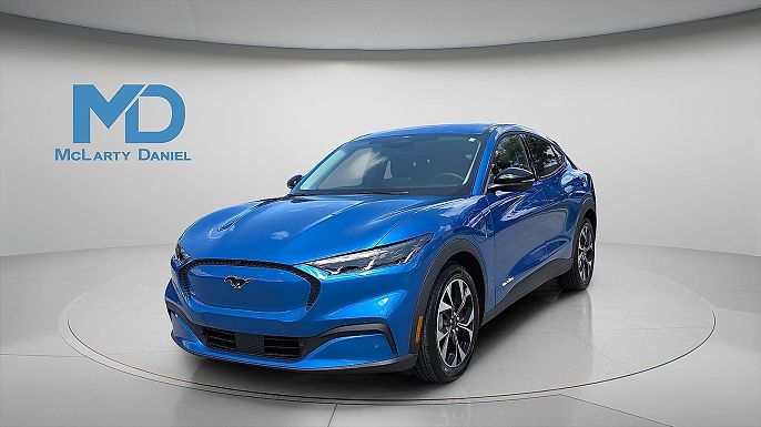 2025 Ford Mustang Mach-E