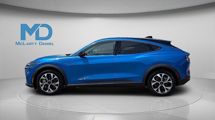 2025 Ford Mustang Mach-E
