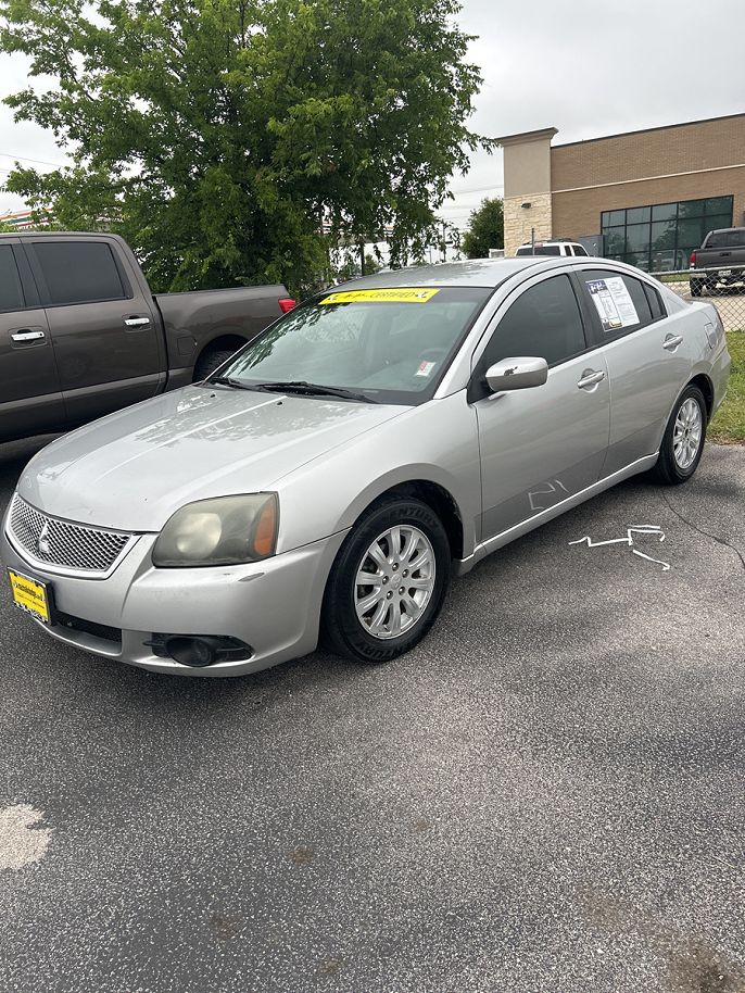 2011 Mitsubishi Galant