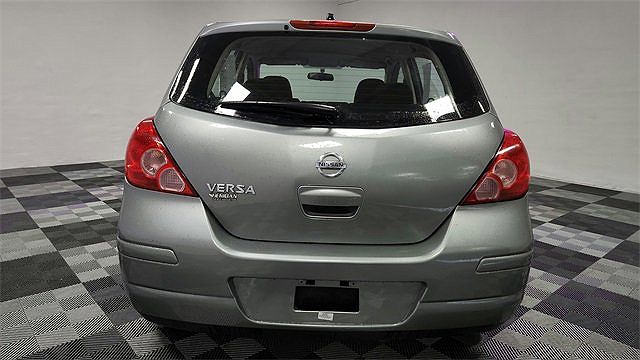 2010 Nissan Versa S image 5