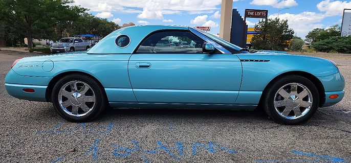2002 Ford Thunderbird