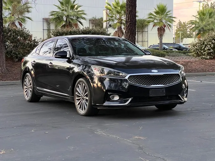 2017 Kia Cadenza