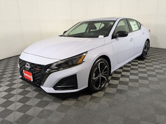 2025 Nissan Altima