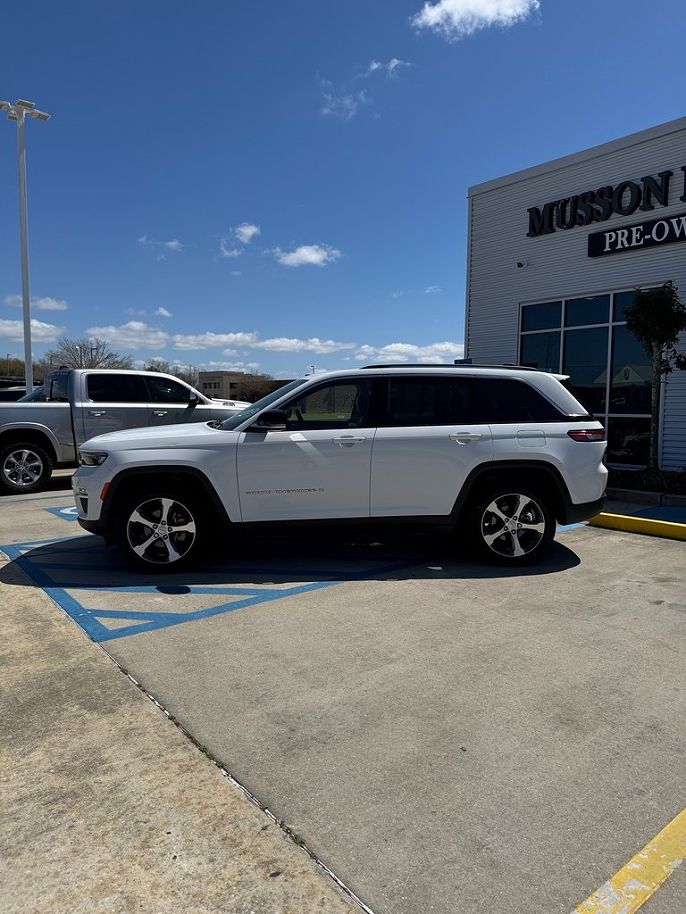 2023 Jeep Grand Cherokee
