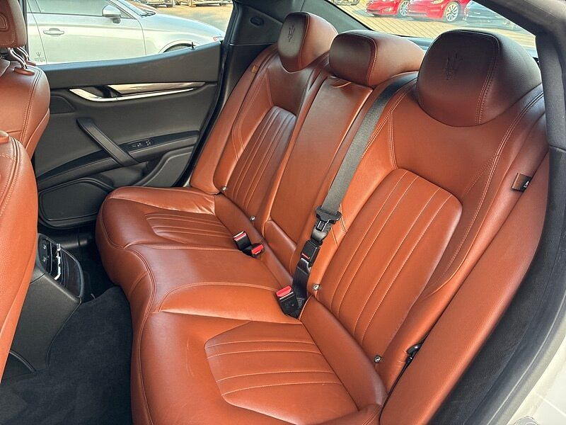 2017 Maserati Ghibli