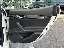 2017 Maserati Ghibli